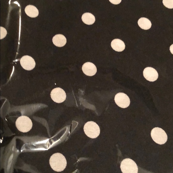 Brand new in packaging black and white scarf - Picture 1 of 3